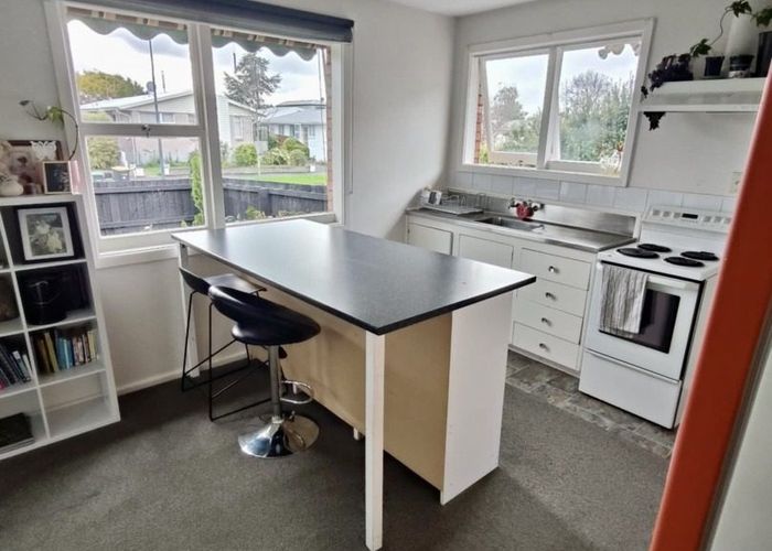  at 90 Roberta Drive, Somerfield, Christchurch