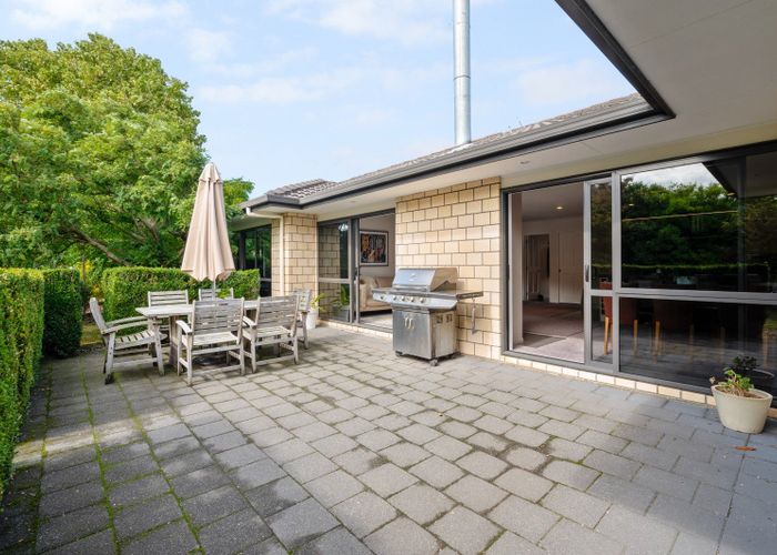  at 8 Westvale Lane, Te Kowhai, Hamilton