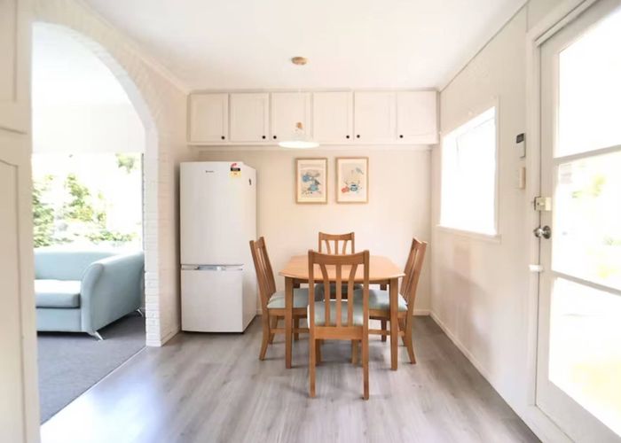  at 1/35 Montgomery Ave, Rothesay Bay, North Shore City, Auckland