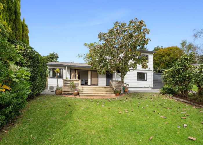  at 27 Salcombe Terrace, Welbourn, New Plymouth