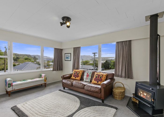  at 21 Holland Street, Wainuiomata, Lower Hutt
