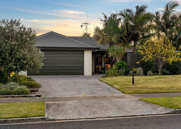  at 18 Oriental Parade, Papamoa Beach, Papamoa