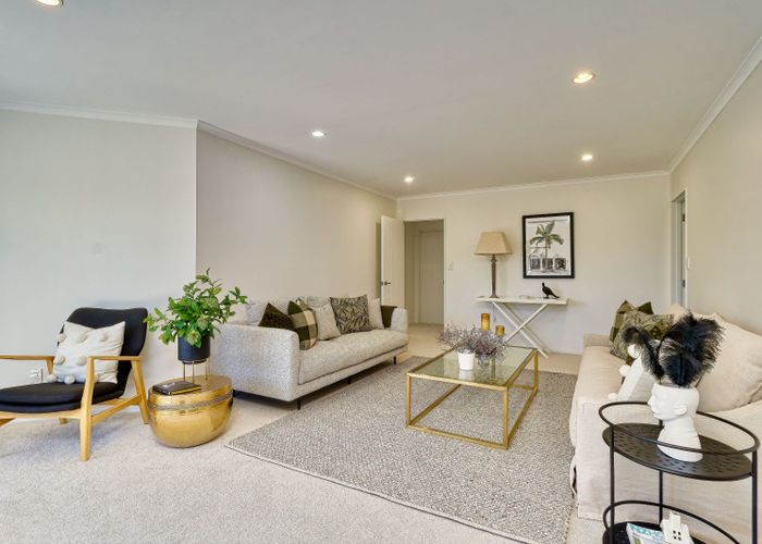  at 219 Frimley Oaks, Frimley, Hastings