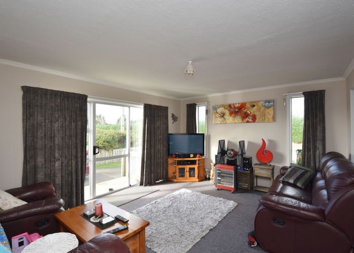  at 130 Avon Road, Clifton, Invercargill