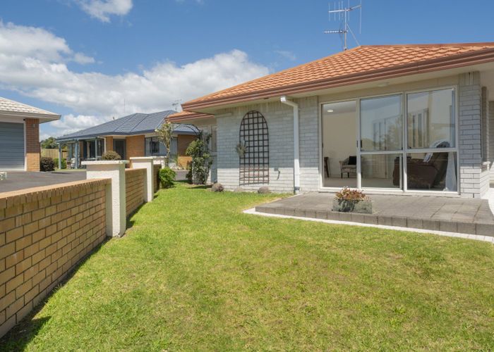  at 7/42 Pemberton Crescent, Greerton, Tauranga, Bay Of Plenty