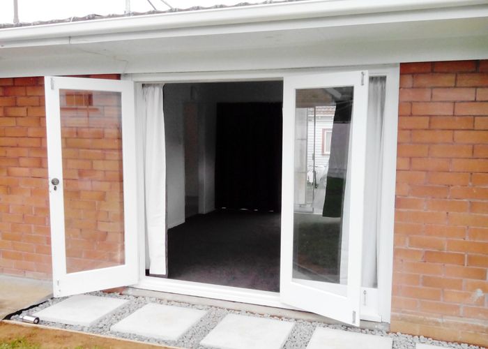  at 2/1296 Dominion Rd, Mount Roskill, Auckland City, Auckland