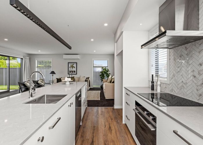  at 9 George Yee Place, Taradale, Napier