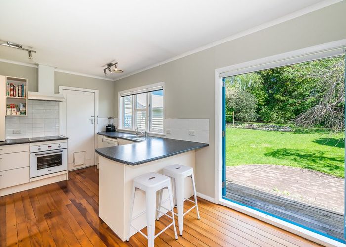 at 37 Hillcrest Road, Raumati South, Kapiti Coast, Wellington