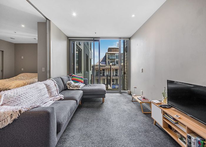  at 410/19 College Street, Te Aro, Wellington