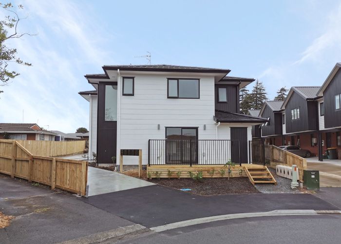  at 2/16 Inverness Avenue, Hamilton East, Hamilton, Waikato