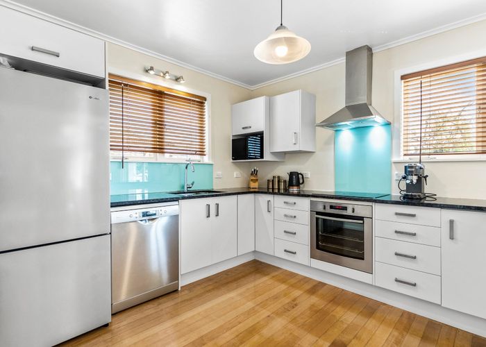  at 35 Budgen Street, Mount Roskill, Auckland