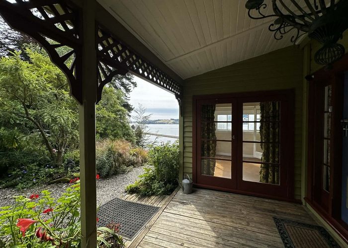  at 1A Burkes Drive, Saint Leonards, Dunedin