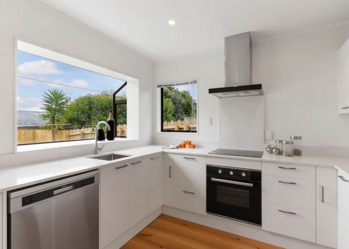  at 34 Meynell Court, Glen Eden, Waitakere City, Auckland