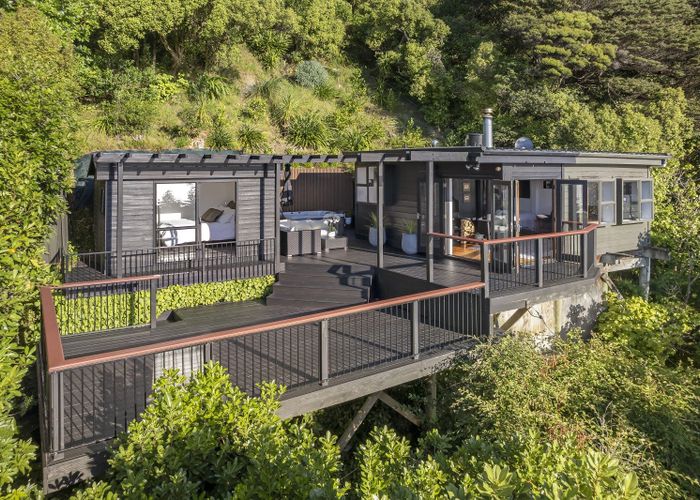  at 11 Karaka Street, Eastbourne, Lower Hutt, Wellington