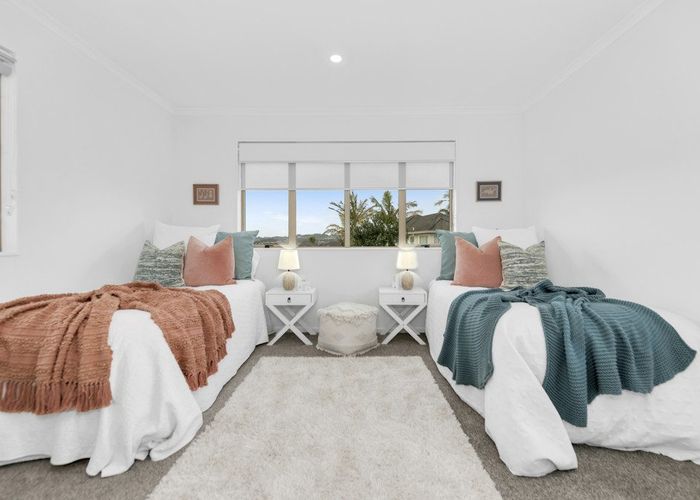  at 4 Villarosa Lane, Flat Bush, Manukau City, Auckland