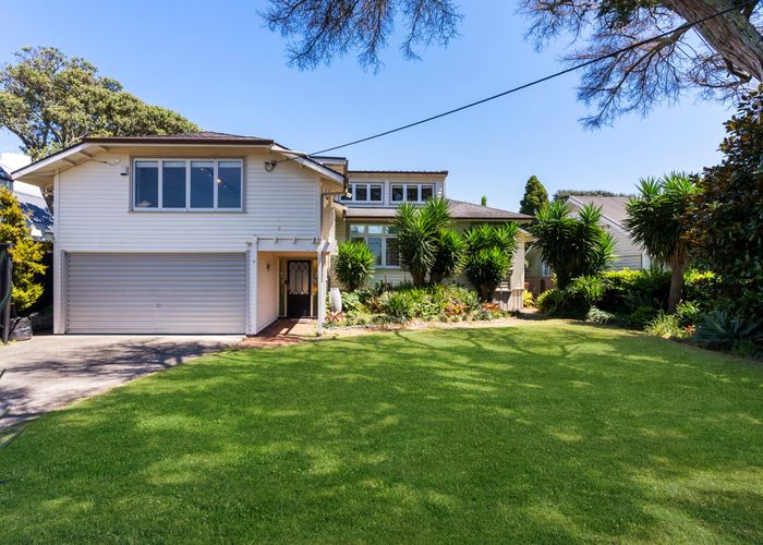  at 8 Tiri Road, Milford, North Shore City, Auckland