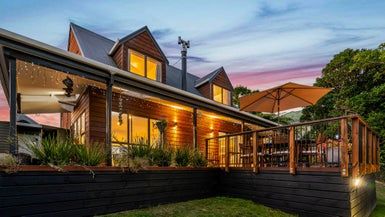  at 1114 Scenic Drive North, Swanson, Auckland