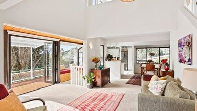  at 102 Daffodil Street, Titirangi, Auckland