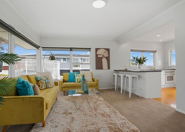  at 1/10 Liston Street, Northcote, Auckland