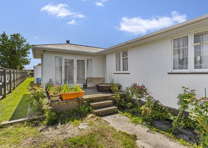  at 25 Paterson Street, Pahiatua