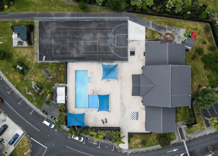  at 8 Rose Lane, Huntington, Hamilton