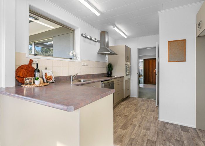  at 24 Windsor Street, Springfield, Rotorua, Bay Of Plenty