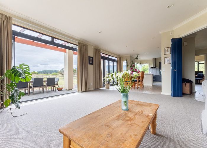  at 114 Rutherford Drive, Waikanae Beach, Kapiti Coast, Wellington