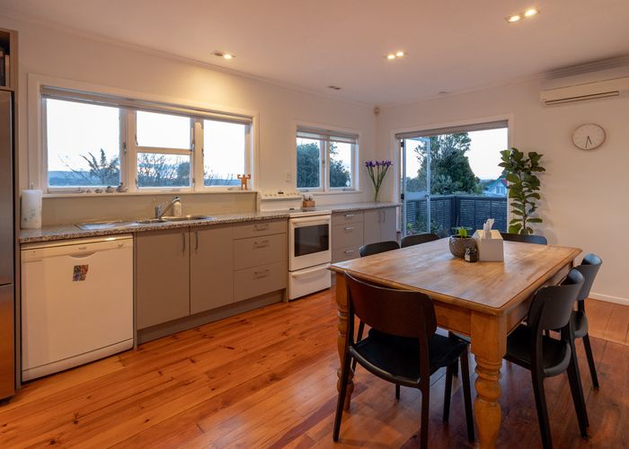  at 5 Routley Drive, Glen Eden, Auckland