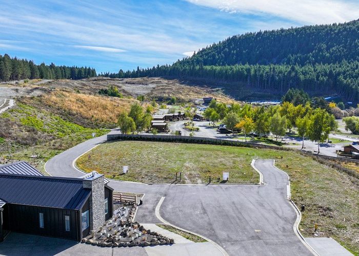  at 17 Petes Place, Lake Tekapo, Mackenzie, Canterbury