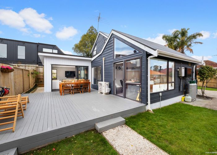  at 27A Kinross Street, Blockhouse Bay, Auckland