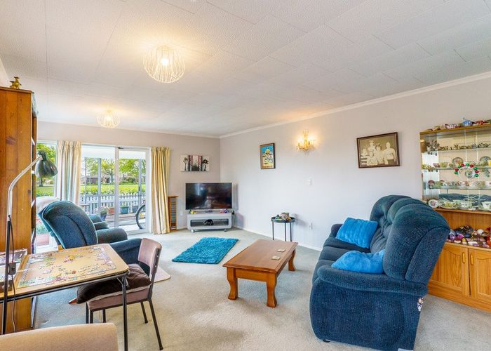  at 2/17 Aldinga Avenue, Stoke, Nelson