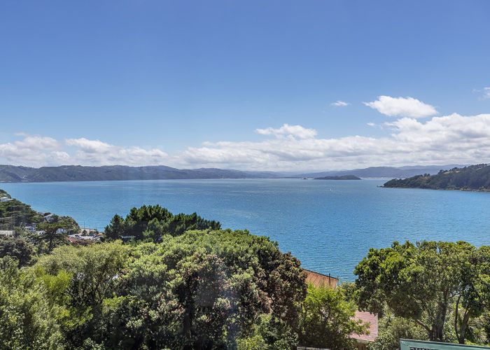  at 139 Grafton Road, Roseneath, Wellington