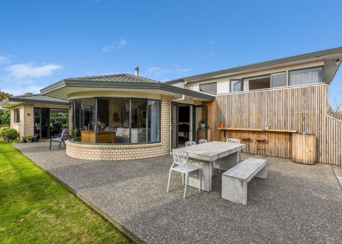  at 22 Kinross Drive, Merrilands, New Plymouth