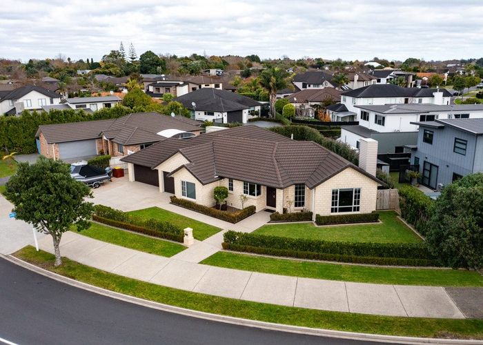  at 242 Harbourside DR, Karaka, Papakura
