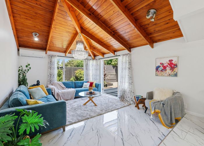  at 2/135 Bucklands Beach Road, Bucklands Beach, Manukau City, Auckland