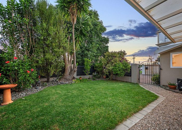  at 2/23 Lomond Street, Takapuna, North Shore City, Auckland