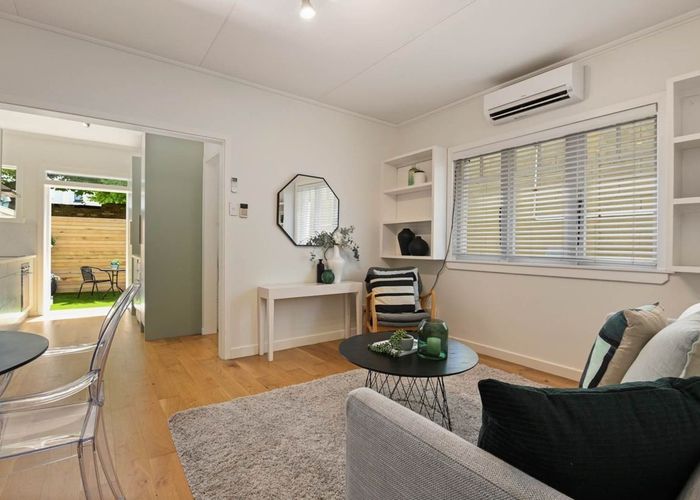  at 4D Railway Street, Newmarket, Auckland