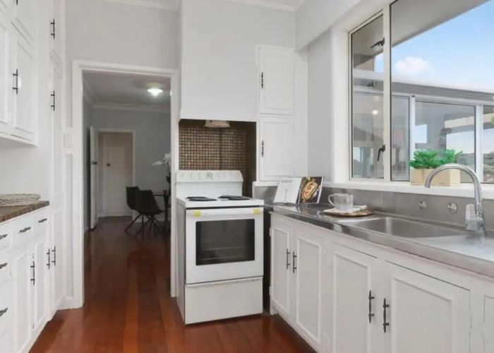  at 110 Carlton Street, Hillsborough, Auckland City, Auckland
