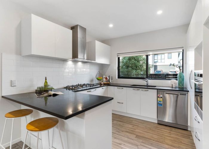  at 7C McQuoids Road, Flat Bush, Manukau City, Auckland