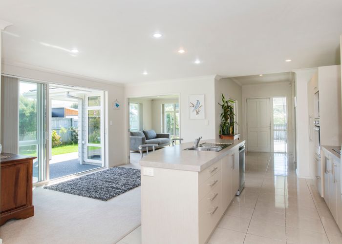  at 1 Hamilton Drive, Wainui, Gisborne