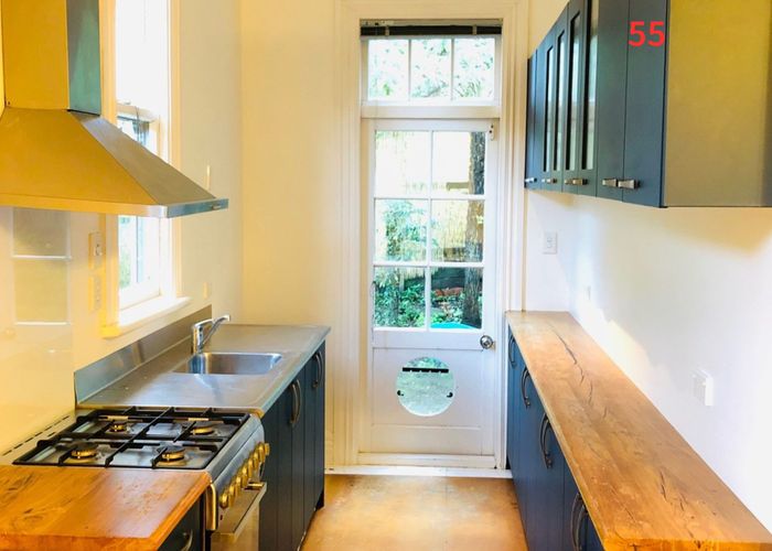  at 55 Garden Road, Northland, Wellington