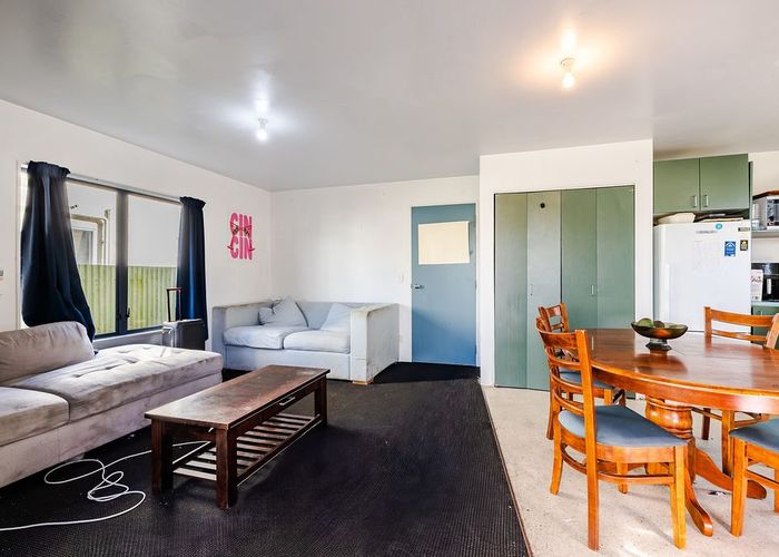  at 9/598 Castle Street, North Dunedin, Dunedin, Otago