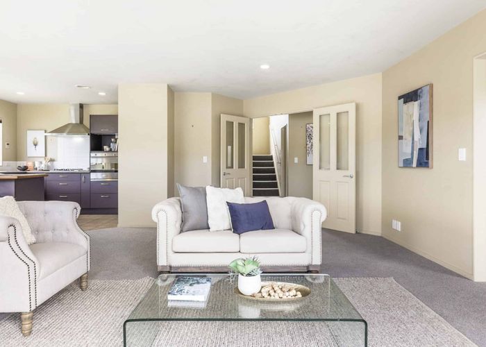  at 16 Greenstone Place, Aotea, Porirua