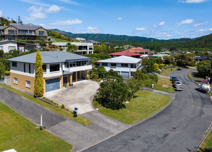  at 13 Rimu Terrace, Waikawa, Picton