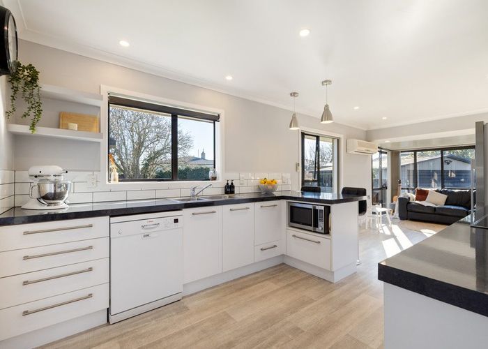  at 23 Glenora Place, Hornby, Christchurch City, Canterbury
