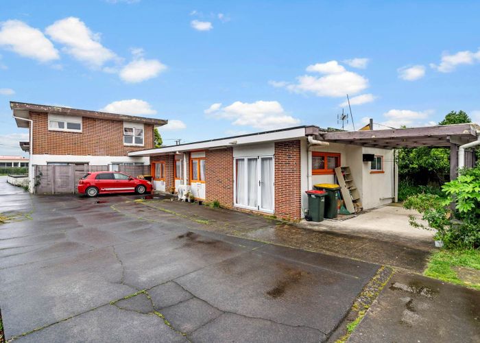  at 429 Great South Road, Papatoetoe, Manukau City, Auckland