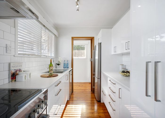  at 1/18 Mersey Place, New Windsor, Auckland