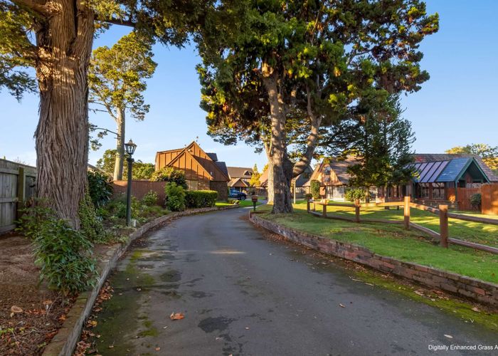  at 6 Huntington Lane, West End, Palmerston North, Manawatu / Whanganui