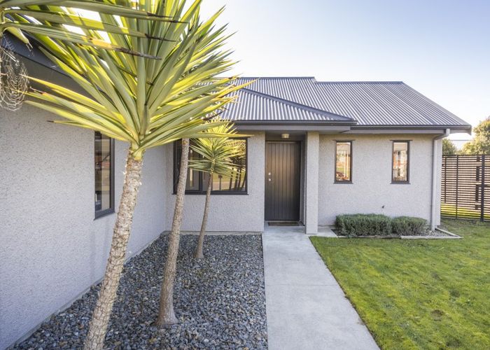  at 17 Walnut Grove, Kelvin Grove, Palmerston North