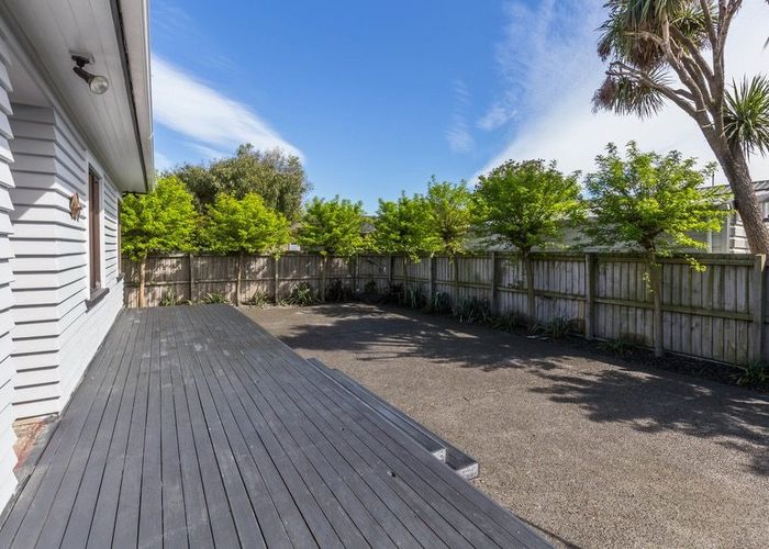  at 21  Ashmole Street, Woolston, Christchurch City, Canterbury